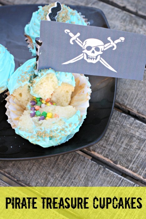 Pirate Treasure Cupcakes AKA Pinata Cupcakes ~ An Easy How to!