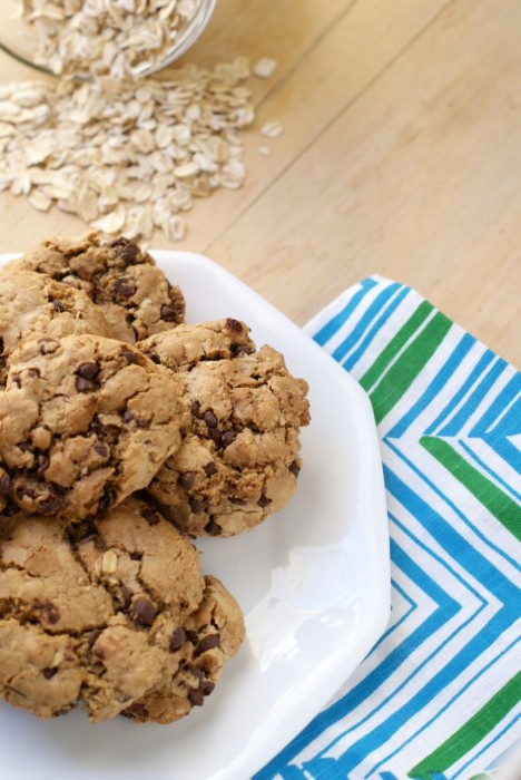Chocolate Chip Oatmeal Cookies w/ Olive Oil