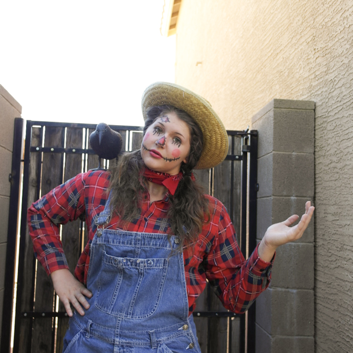 Easy Halloween Costumes for Teens Ready in Less Than 10 Minutes!