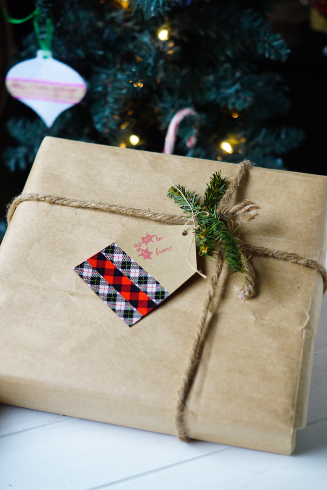 Rustic Christmas Gift Wrapping Ideas